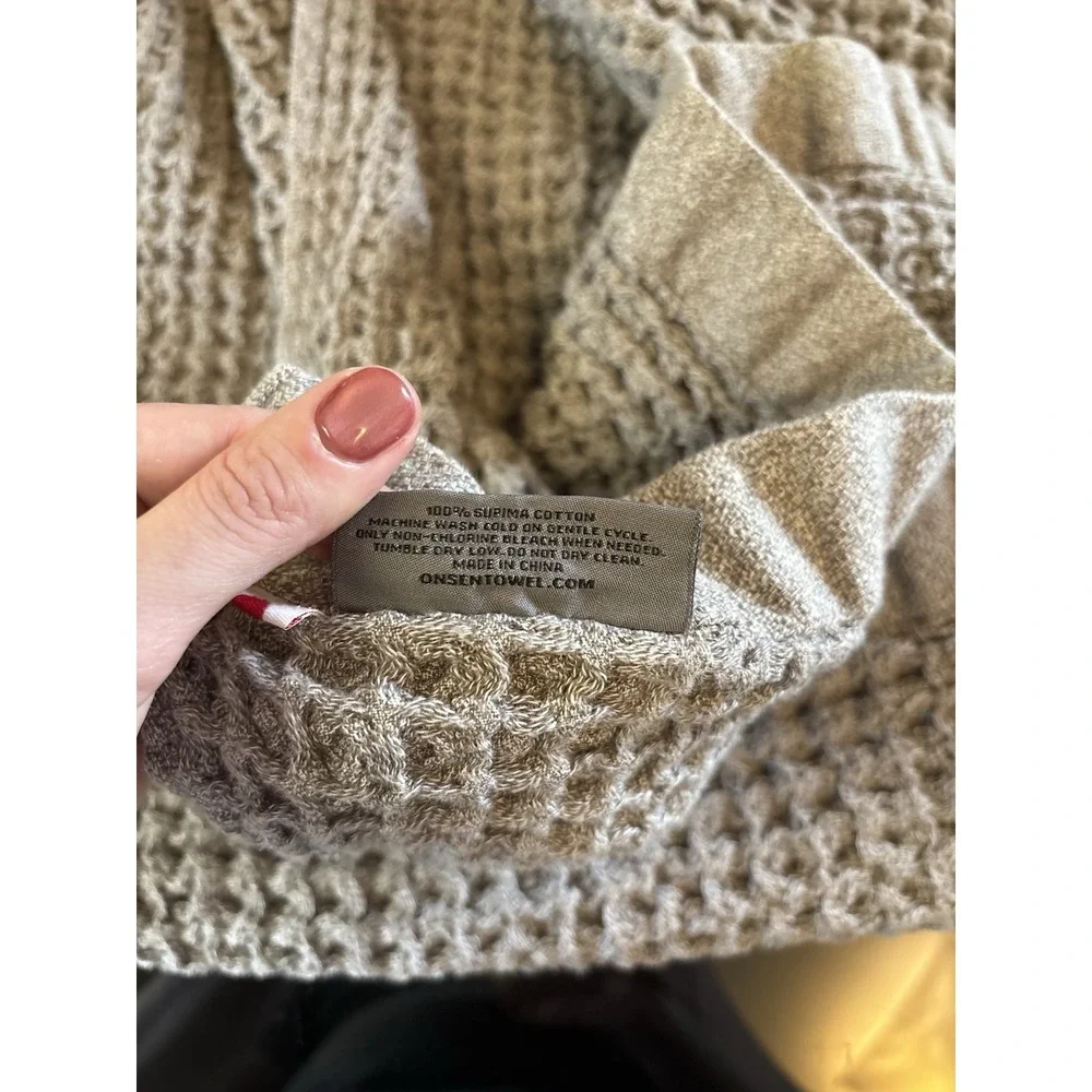 ONSEN 100% Supima Cotton Waffle Bath Towel Grey 31x54